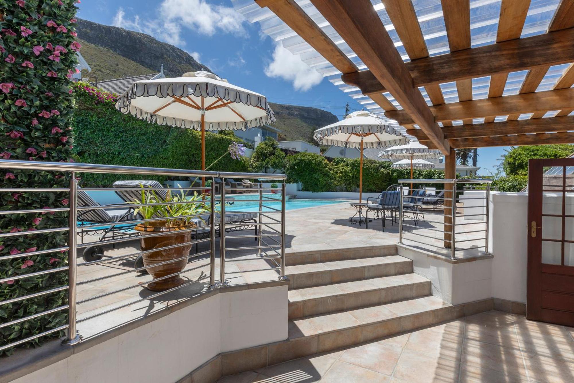 St James Guest Houses Калк-Бей Экстерьер фото